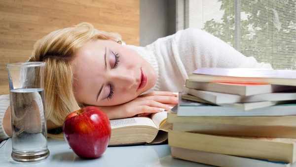 Как распознать синдром хронической усталости и чем он опасен